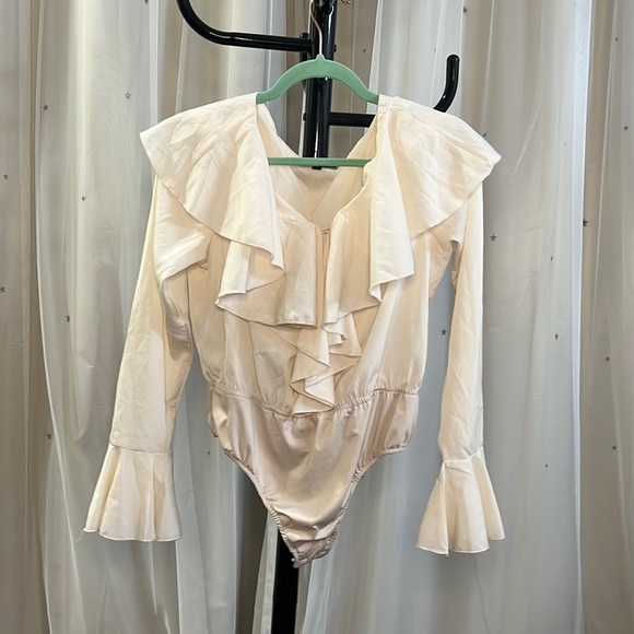 Ruffle Bodysuit - Picture 1 of 4